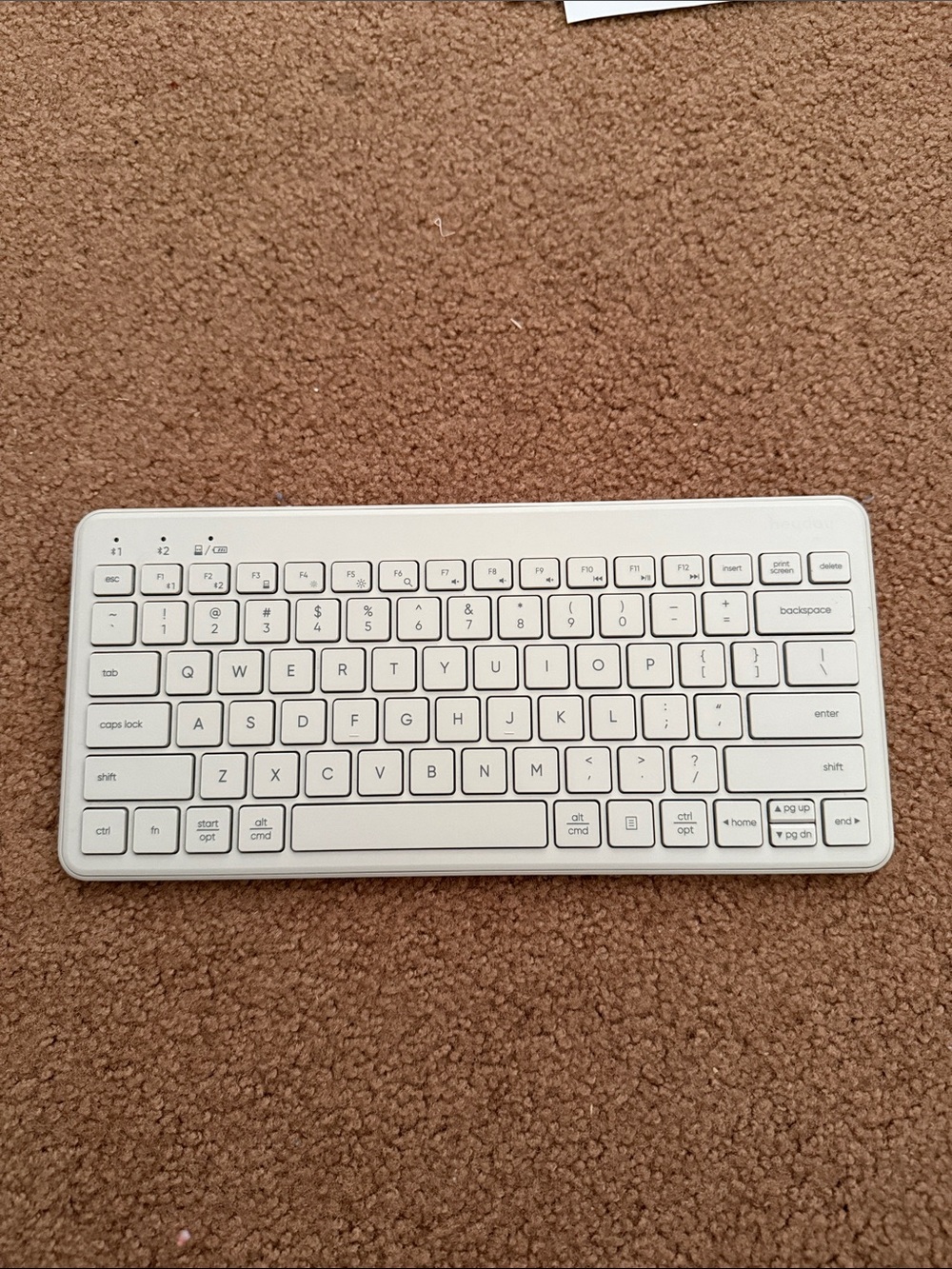 Hayday Slim White Bluetooth Keyboard